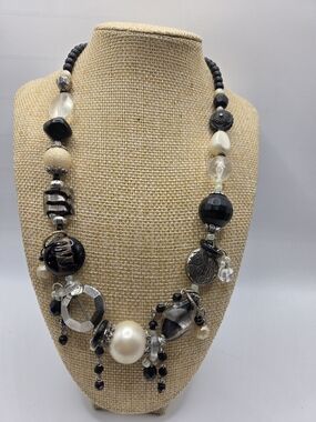 1652. Treska Black and Cream Mixed Bead Statement Necklace